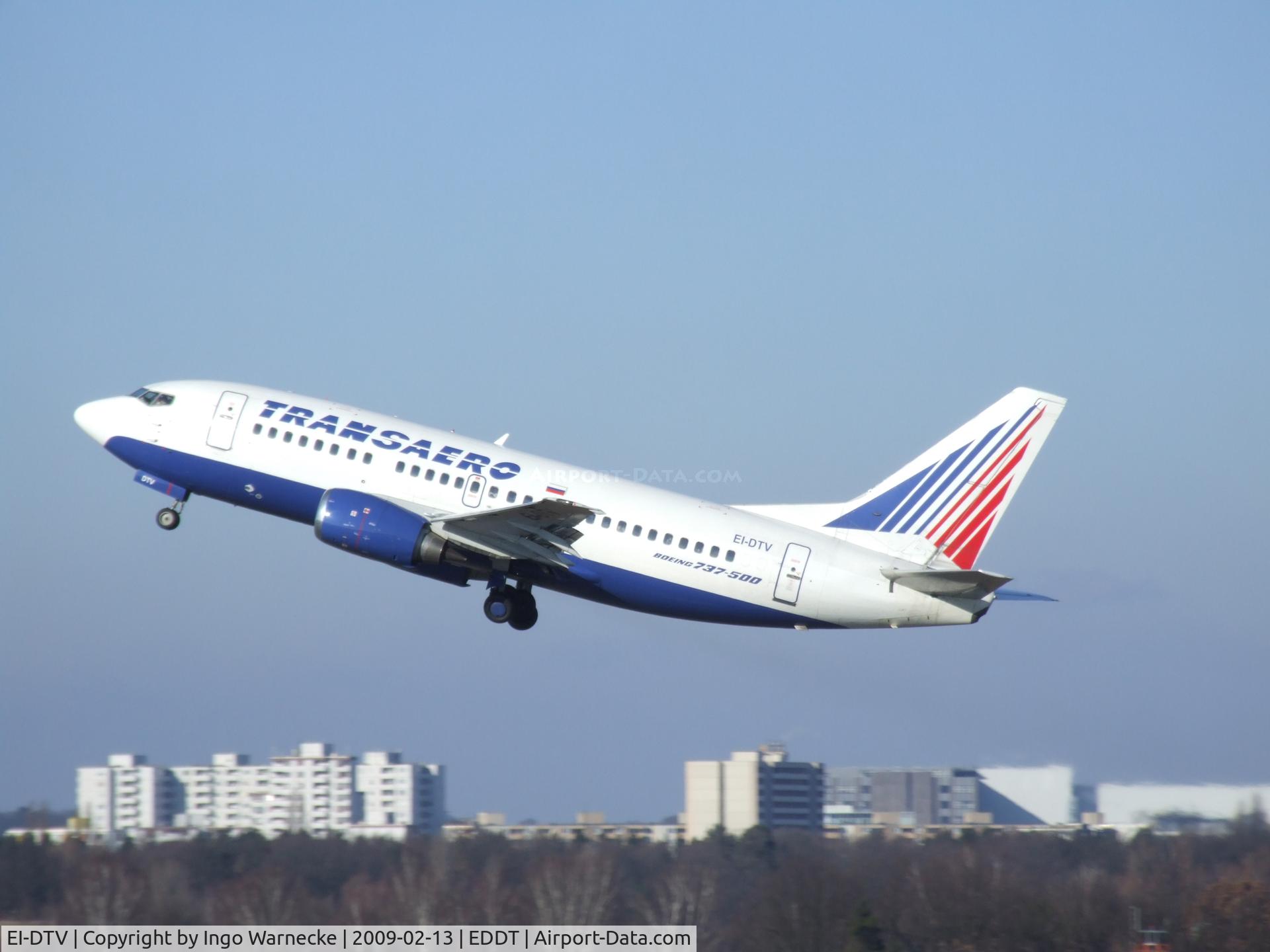 EI-DTV, 1992 Boeing 737-5Y0 C/N 25183, Boeing 737-500 of Transaero taking off at Berlin Tegel Airport