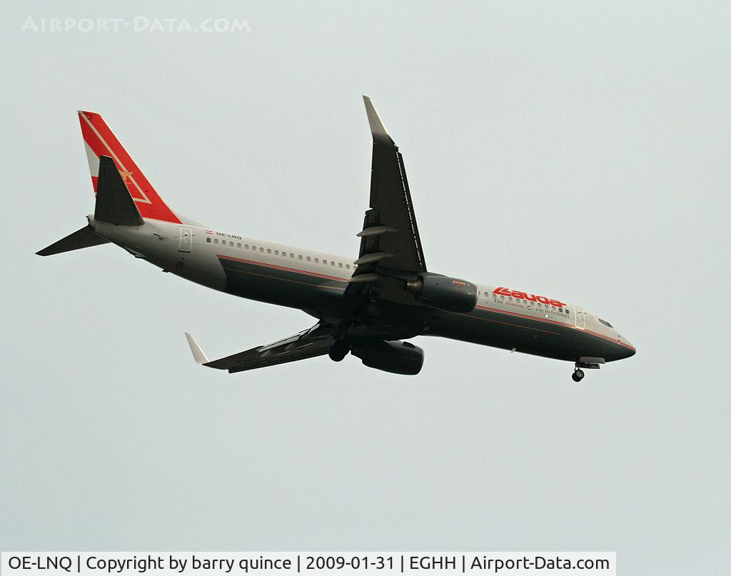 OE-LNQ, 2003 Boeing 737-8Z9 C/N 30421, SHORT FINALS