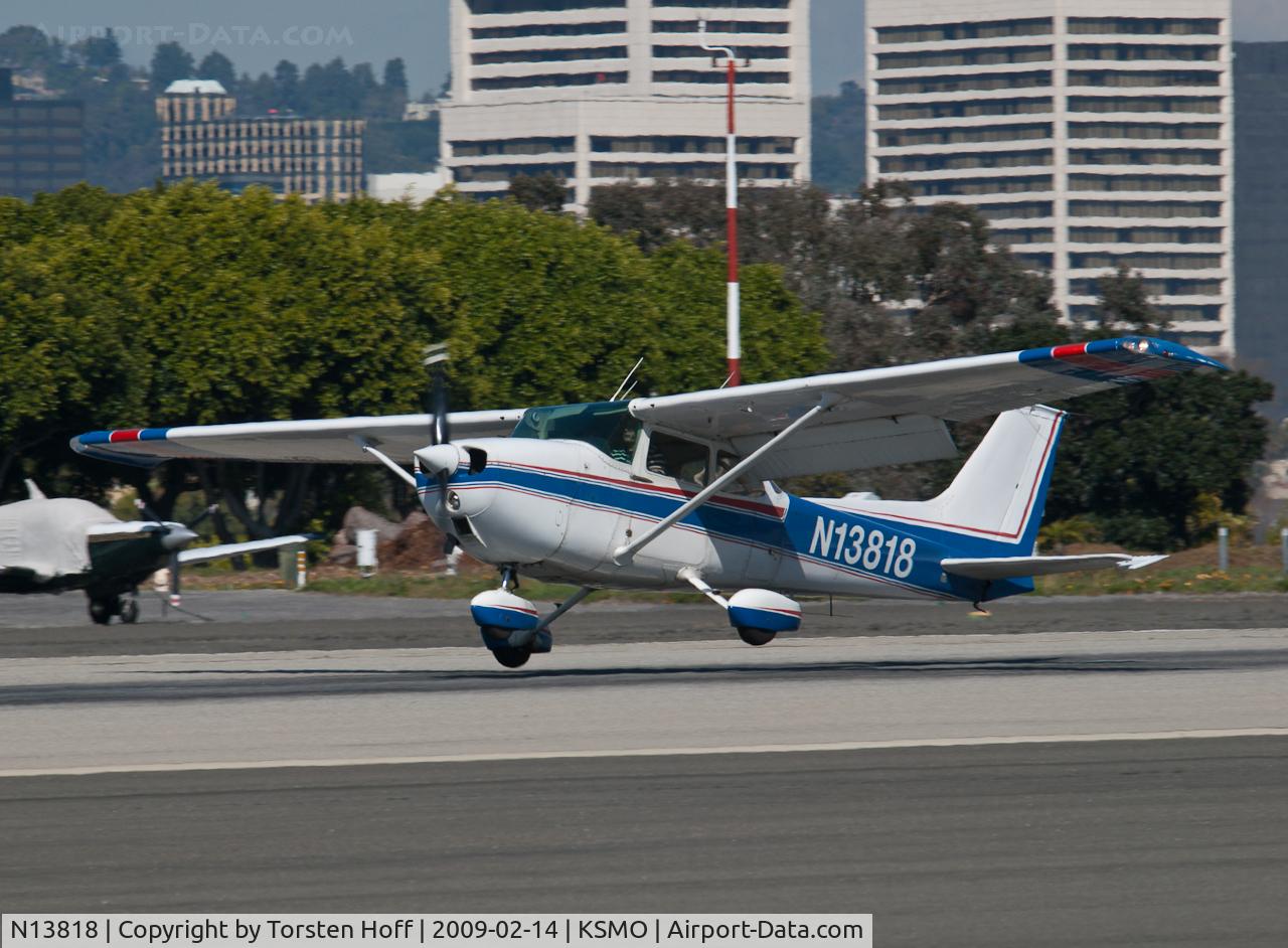 N13818, 1974 Cessna 172M C/N 17263013, N13818 arriving on RWY 21