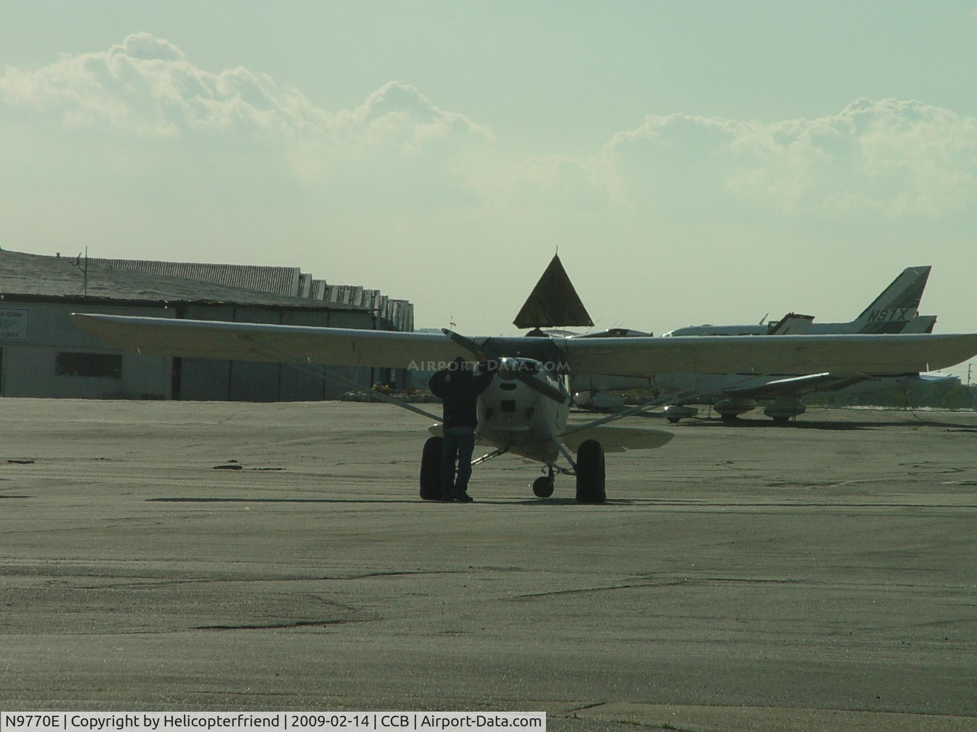 N9770E, 1946 Aeronca 11AC Chief C/N 11AC-1415, Hand starting, took about 14 times before starting