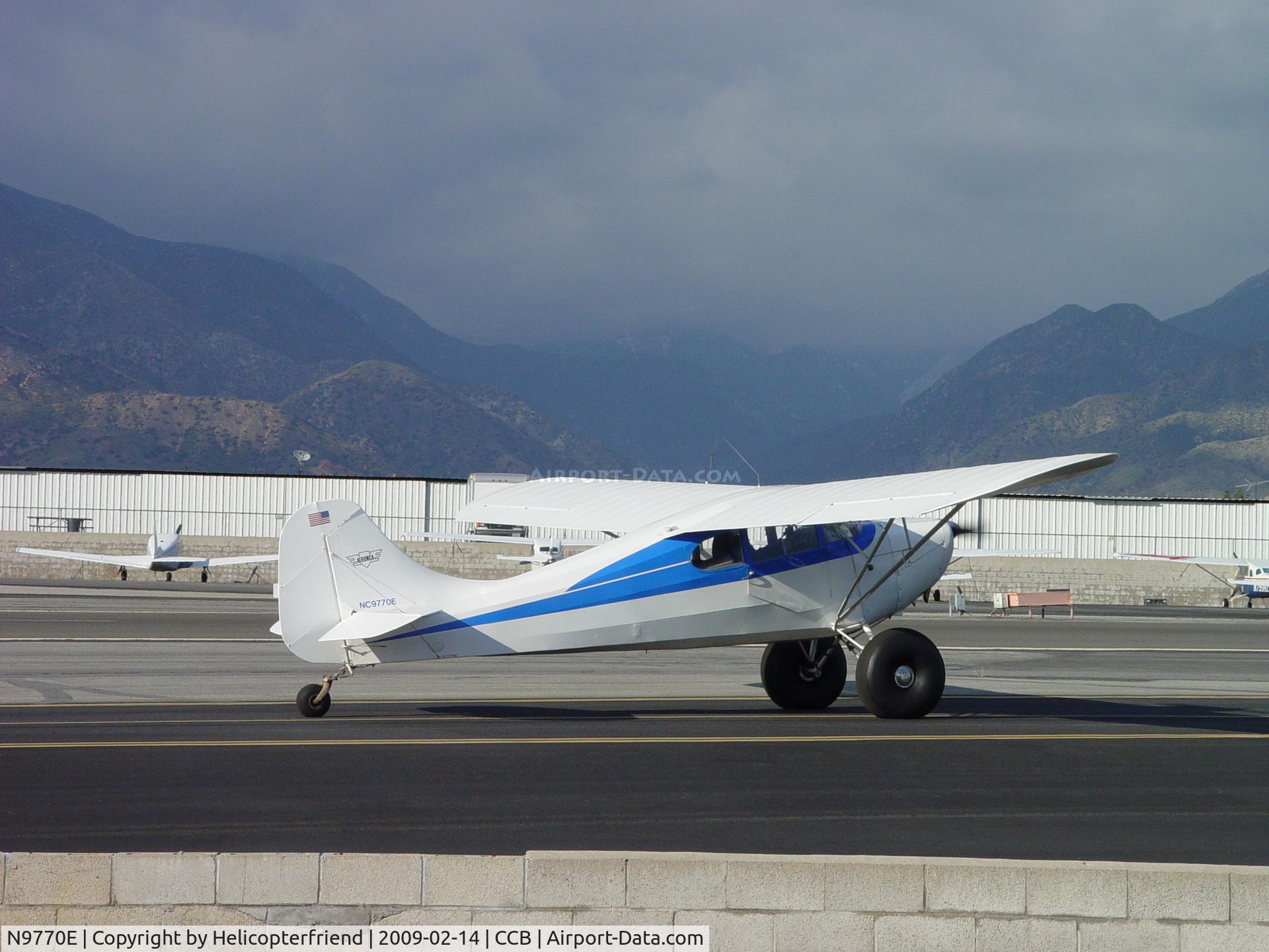N9770E, 1946 Aeronca 11AC Chief C/N 11AC-1415, Taxiing to runway