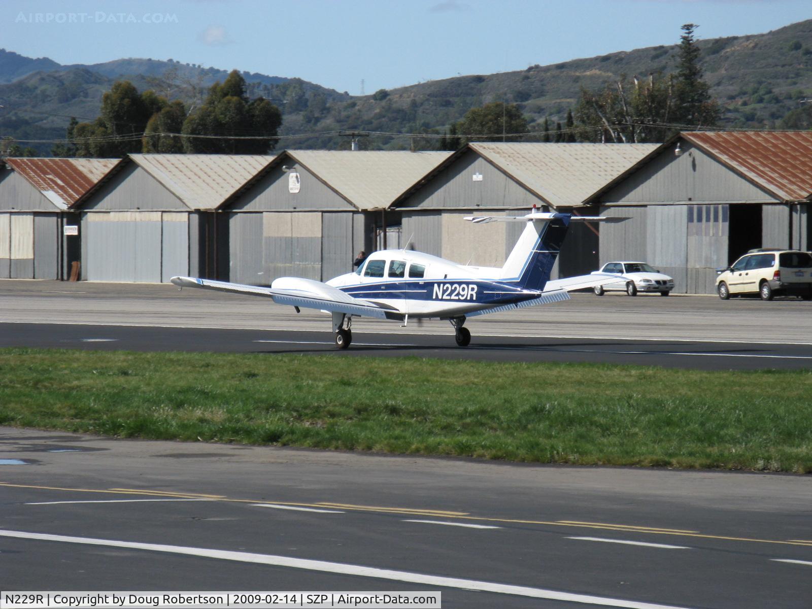 N229R, Beech 76 Duchess C/N ME-223, 1979 Beech 76 DUCHESS, two Lycoming O-360-A1G6D 180 Hp each, two blade CS props, taxi