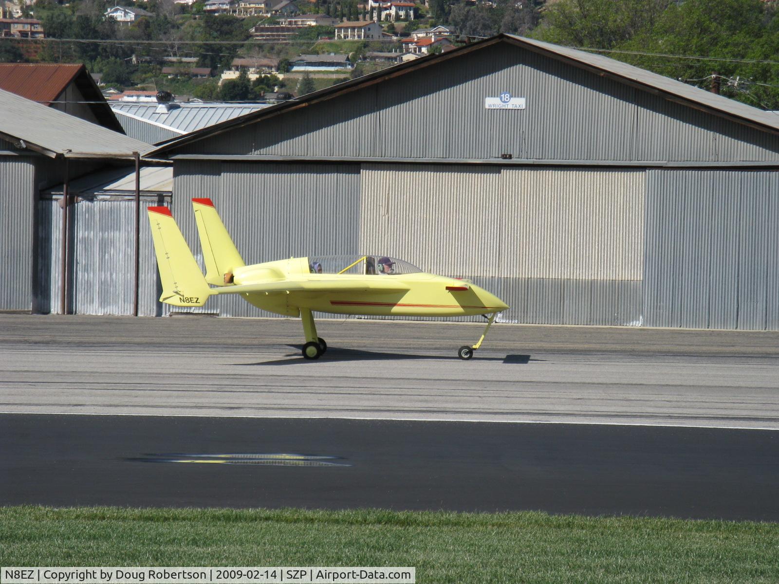 N8EZ, 1989 Rutan Long-EZ C/N 2008L, 1989 MacCauley LONG EZ canard, Lycoming O-235, taxi