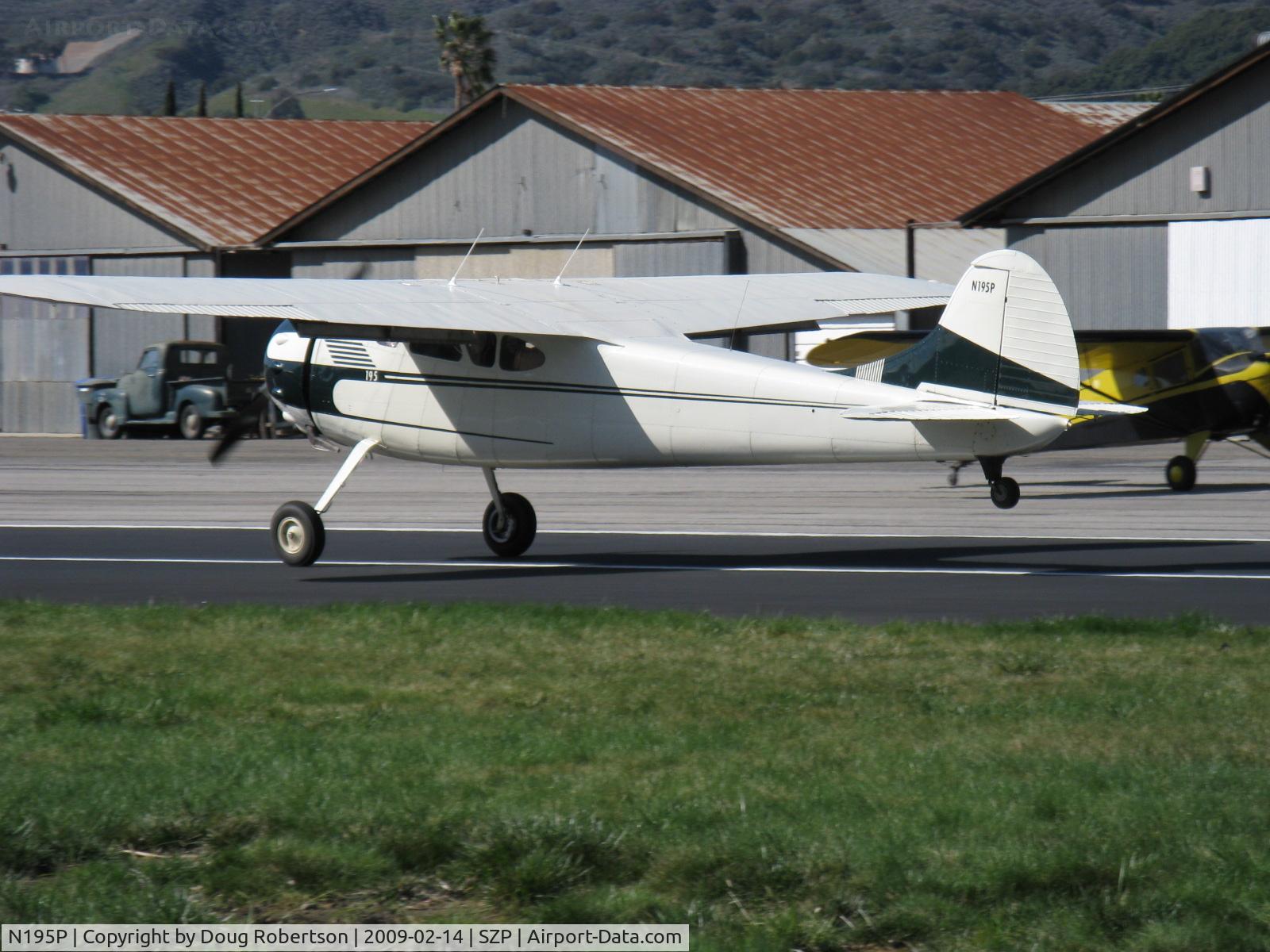 N195P, 1948 Cessna 190 C/N 7218, 1948 Cessna 190 Businessliner, Jacobs L4/R755-7 245 Hp radial, landing roll Rwy 22