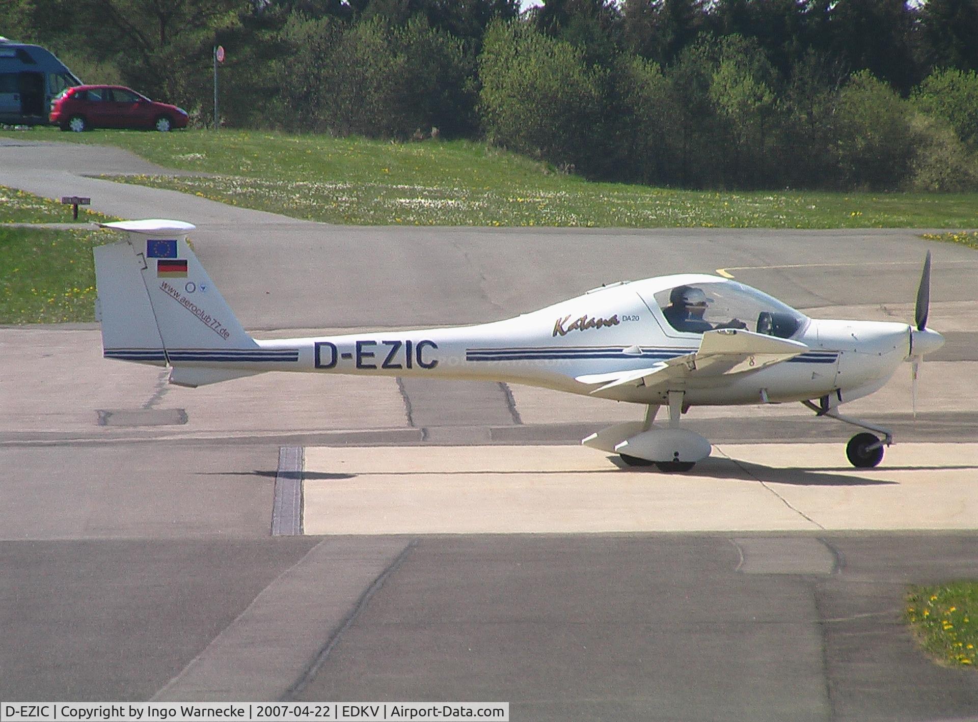 D-EZIC, Diamond DA-20A-1 Katana C/N 10054, Diamond DA-20-A1 Katana at Dahlemer Binz airfield