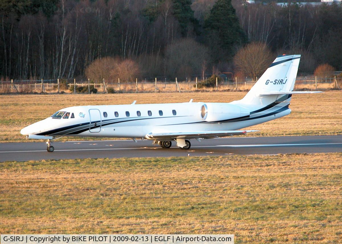 G-SIRJ, 2008 Cessna 680 Citation Sovereign C/N 680-0216, TAXYING TO THE END OF 06