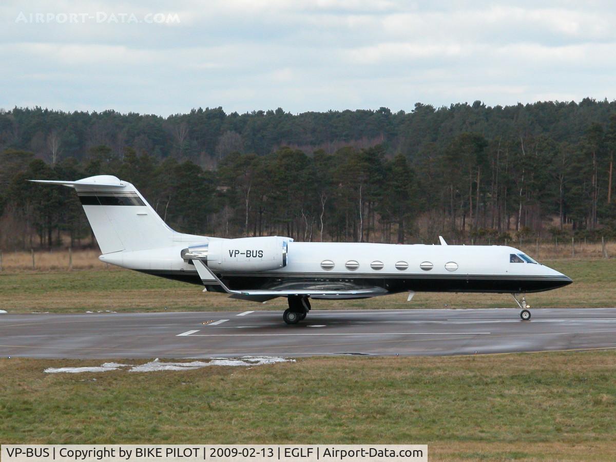 VP-BUS, 1990 Gulfstream Aerospace G-IV C/N 1127, WAITING FOR CLEARANCE