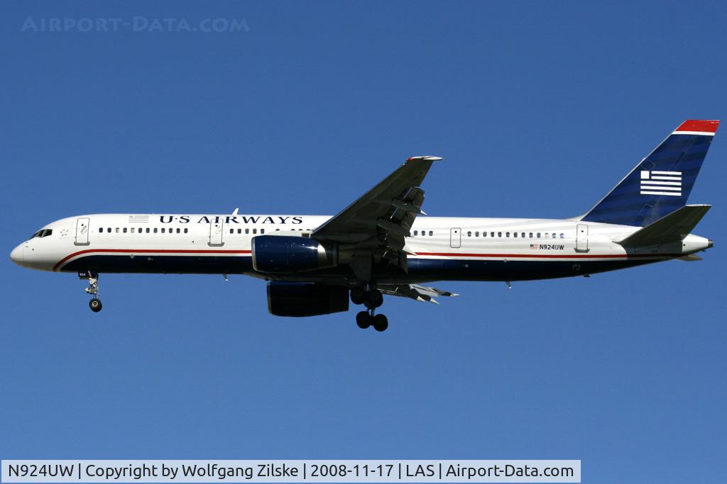 N924UW, 1983 Boeing 757-225 C/N 22204, visitor
