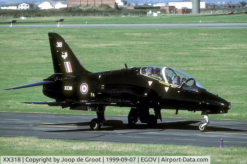 XX318, 1980 Hawker Siddeley Hawk T.1A C/N 160/312143, In 1999 74R Sq was still active.