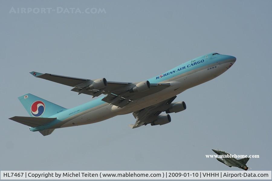 HL7467, 2001 Boeing 747-4B5F/SCD C/N 27073, Korean Air Cargo