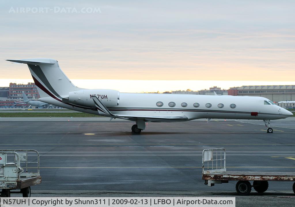 N57UH, 2007 Gulfstream Aerospace GV-SP (G550) C/N 5163, Parked at the General Aviation area...