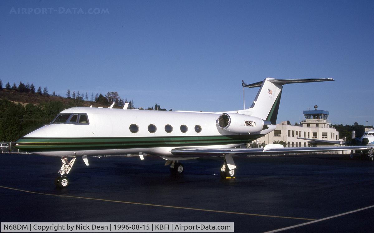 N68DM, 1968 Grumman G-1159 Gulfstream II C/N 028, KBFI