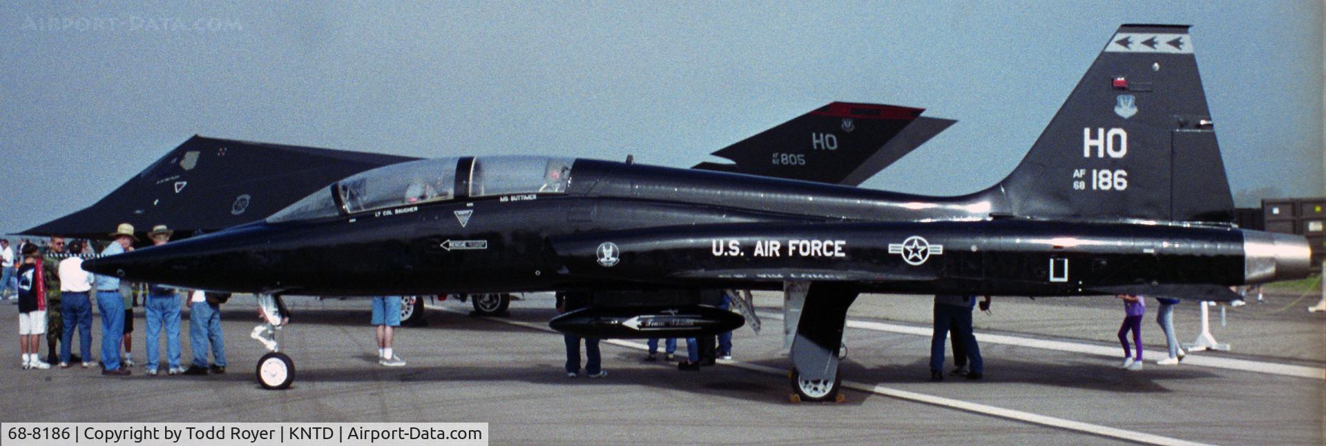 68-8186, 1968 Northrop T-38A Talon C/N T.6191, Point Mugu Airshow