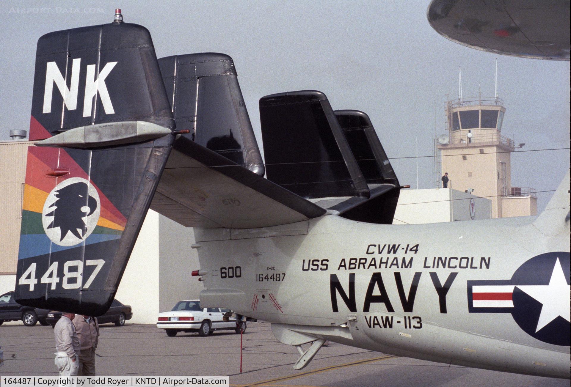 164487, Northrop Grumman E-2C Hawkeye C/N A153, Point Mugu Airshow