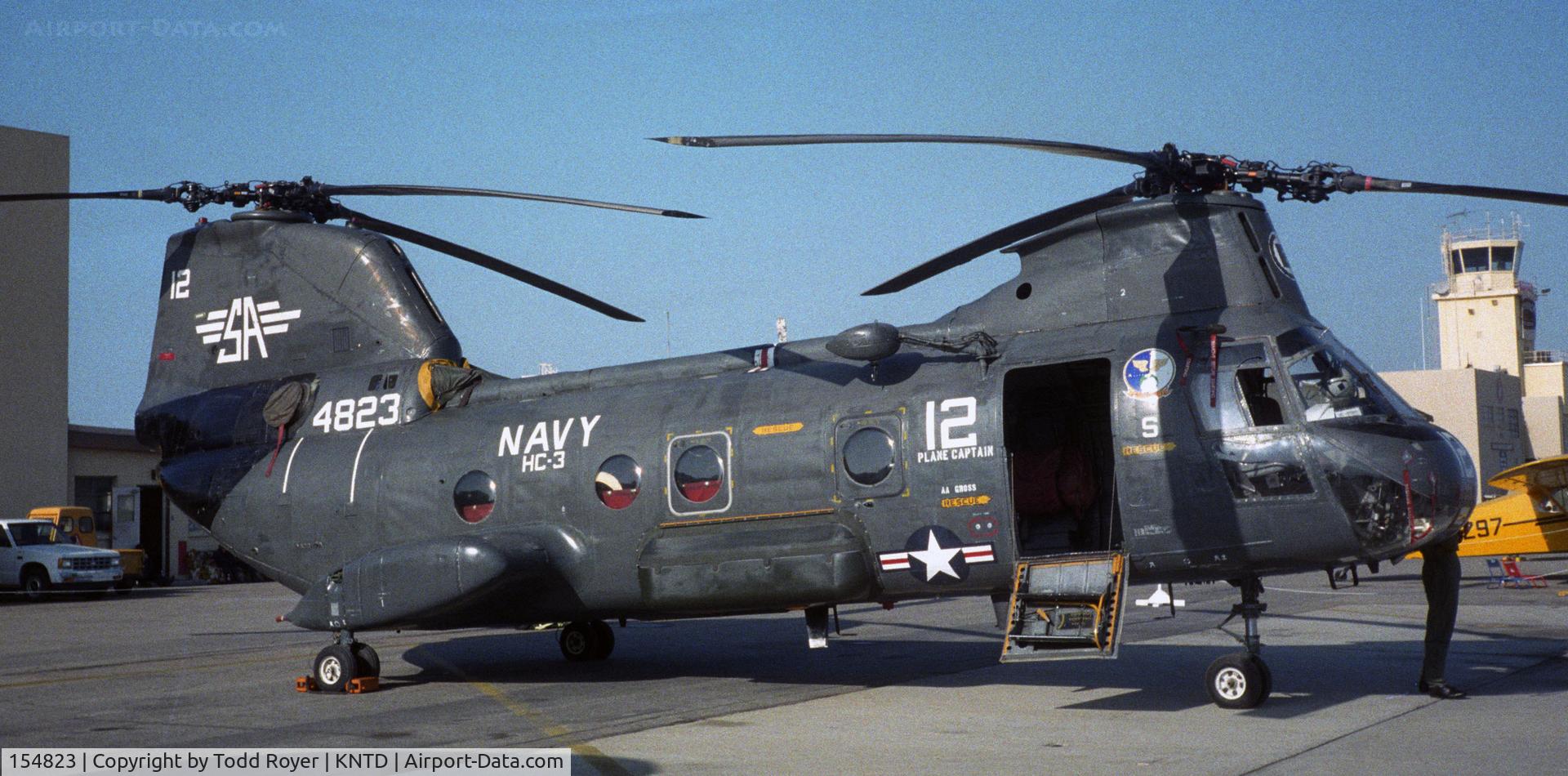 154823, Boeing Vertol CH-46D Sea Knight C/N 2430, Point Mugu Airshow