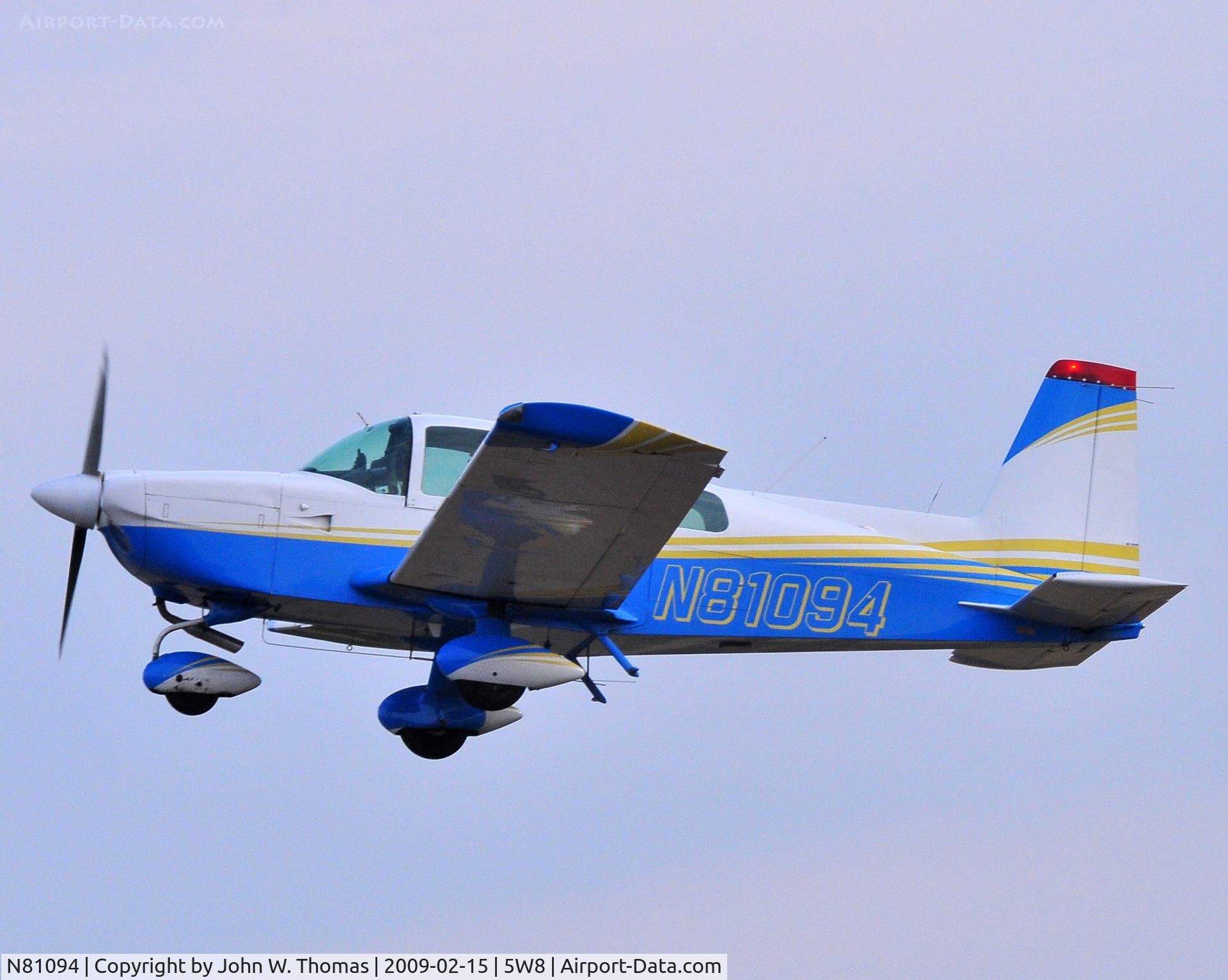 N81094, 1977 Grumman American AA-5B Tiger C/N AA5B0427, Departing runway 4