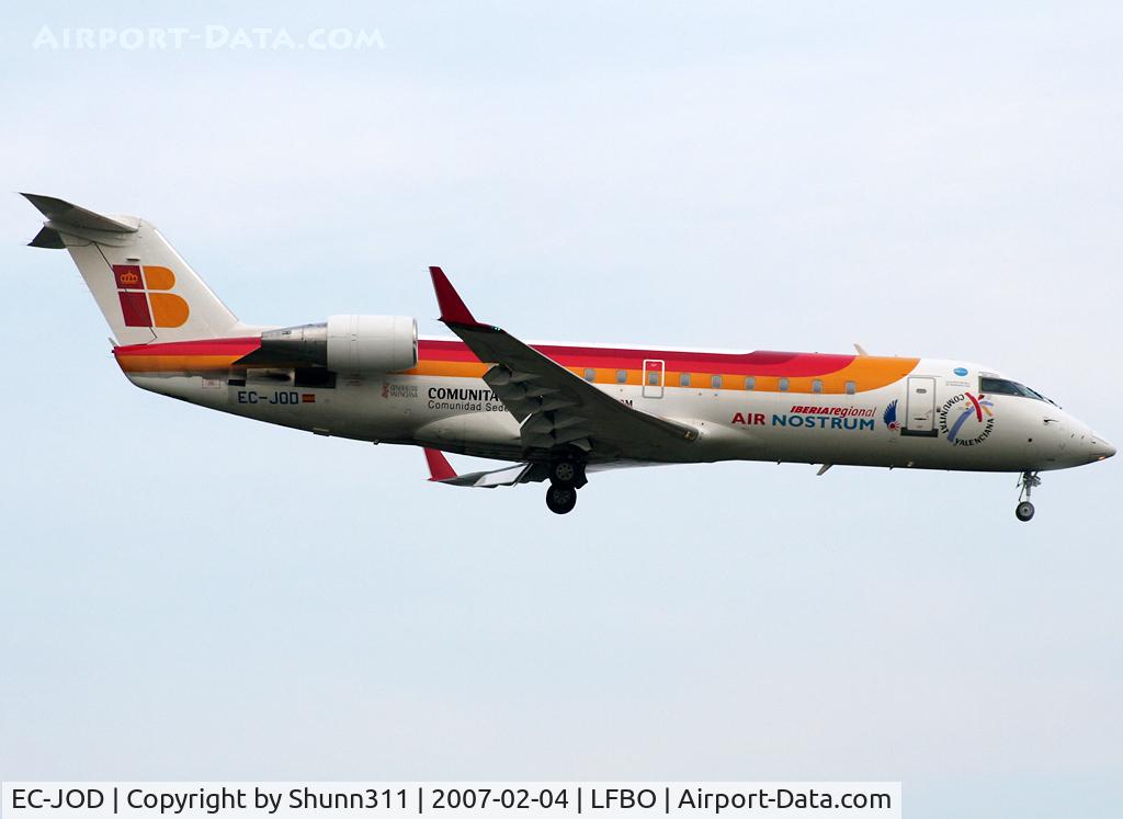 EC-JOD, 2006 Bombardier CRJ-200ER (CL-600-2B19) C/N 8061, Landing rwy 14R