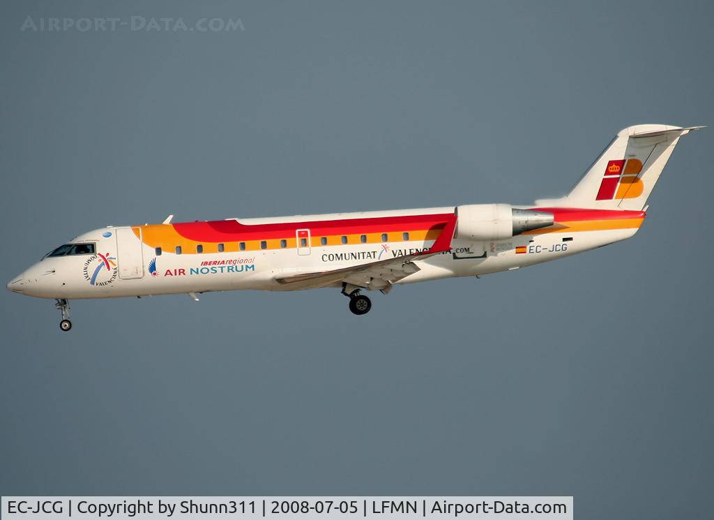 EC-JCG, 2004 Bombardier CRJ-200ER (CL-600-2B19) C/N 7973, On landing