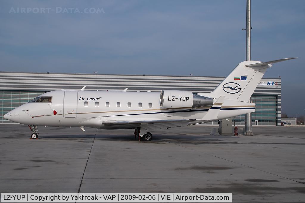 LZ-YUP, 2004 Bombardier Challenger 604 (CL-600-2B16) C/N 5602, Air Lazur CL600