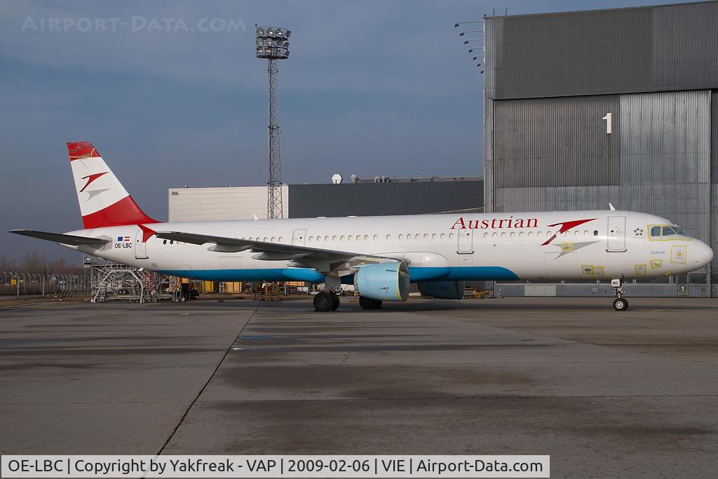 OE-LBC, 1996 Airbus A321-111 C/N 581, Austrian Airlines Airbus 321