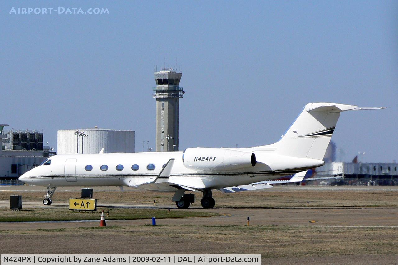 N424PX, 2007 Gulfstream Aerospace GIV-X (G450) C/N 4101, At Dallas Love Field