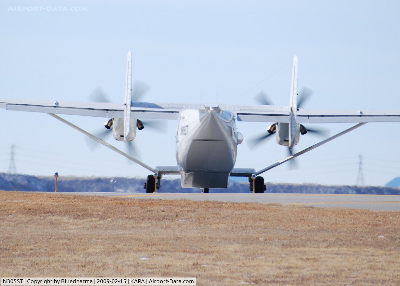 N305ST, 2004 PZL-Mielec M-28-05 Skytruck C/N AJE003-05, Position and Hold for 17L.