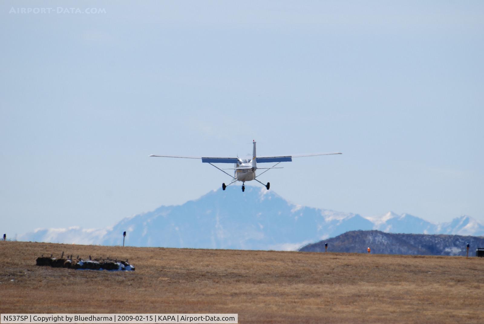N537SP, 2000 Cessna 172S C/N 172S8393, On final approach to 17L.
