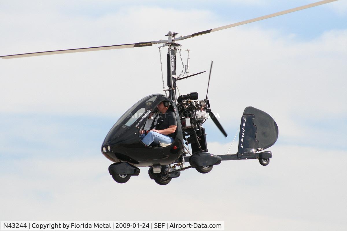 N43244, 2005 RAF 2000 C/N H2-03-14-597, Roberts 2000 Gyrocopter