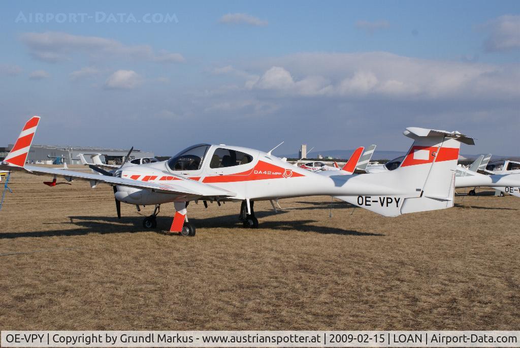 OE-VPY, 2005 Diamond DA-42 Twin Star C/N 42.055, Diamond  Da- 42 Twin Star