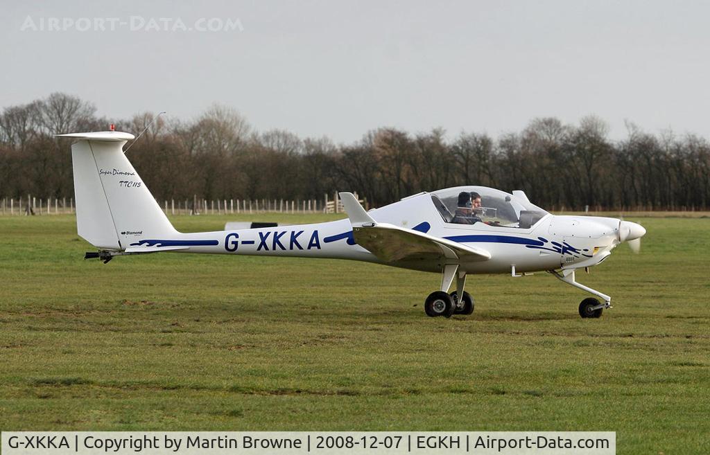 G-XKKA, 2000 Diamond HK-36TTC Super Dimona C/N 36677, A rare visitor to Headcorn.