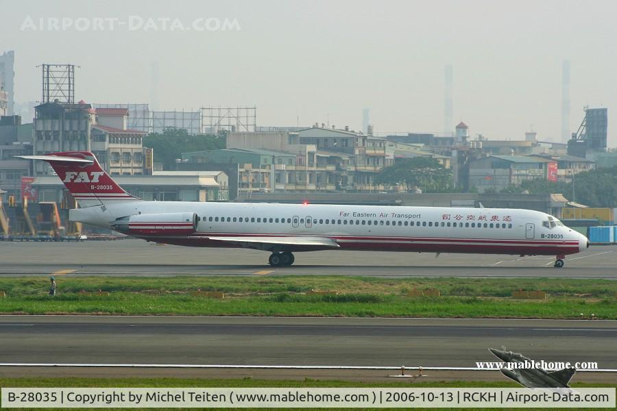 B-28035, 1995 McDonnell Douglas MD-82 (DC-9-82) C/N 53480/2127, Far Eastern Air Transport