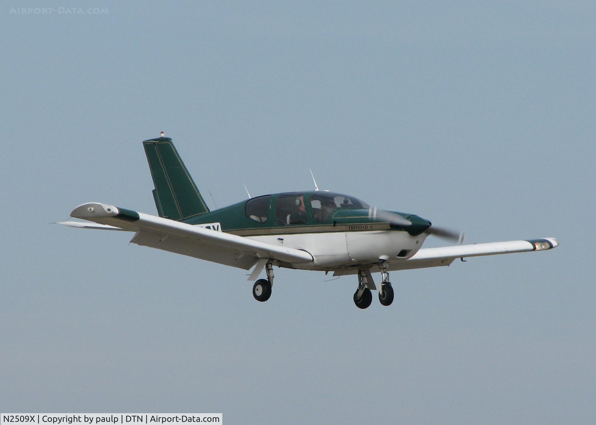 N2509X, Socata TB-20 Trinidad C/N 951, Landing at the Downtown Shreveport airport.