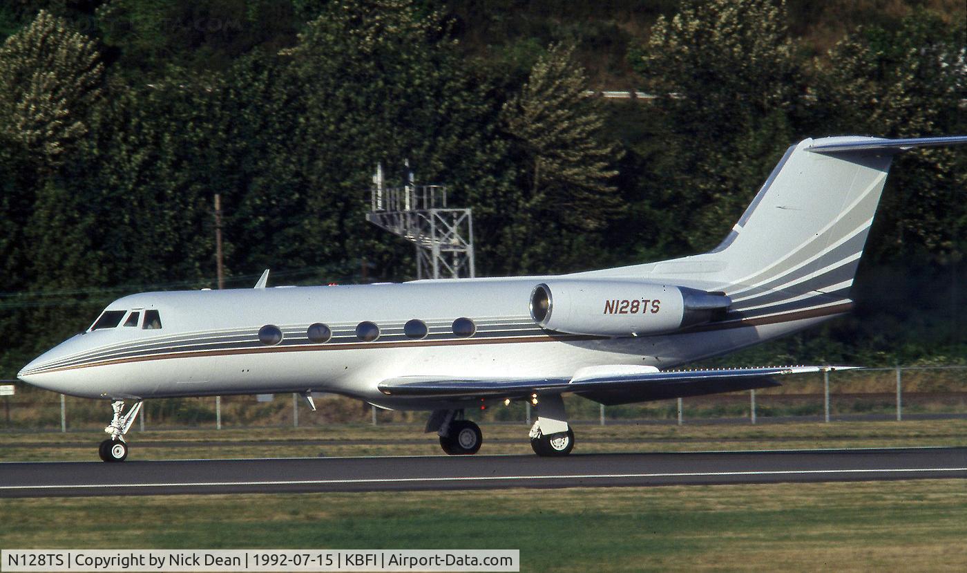 N128TS, 1973 Grumman G1159 Gulfstream II C/N 128, KBFI