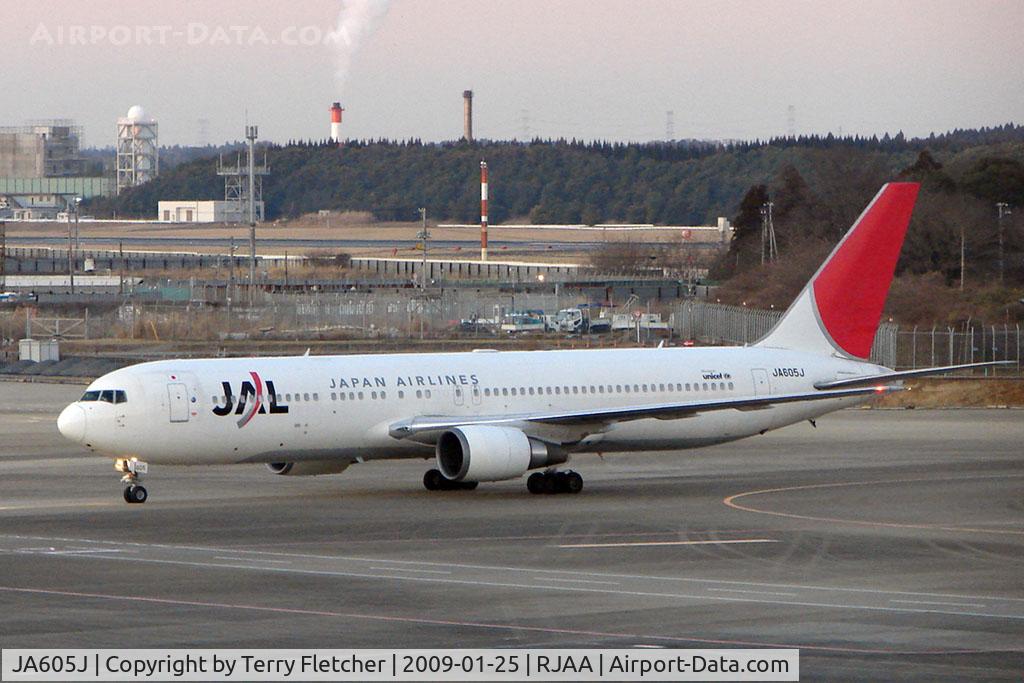 JA605J, Boeing 767-346/ER C/N 33494, JAL B767 taxies in at Narita