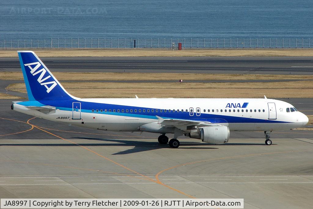 JA8997, Airbus A320-211 C/N 658, ANA A320 at Haneda