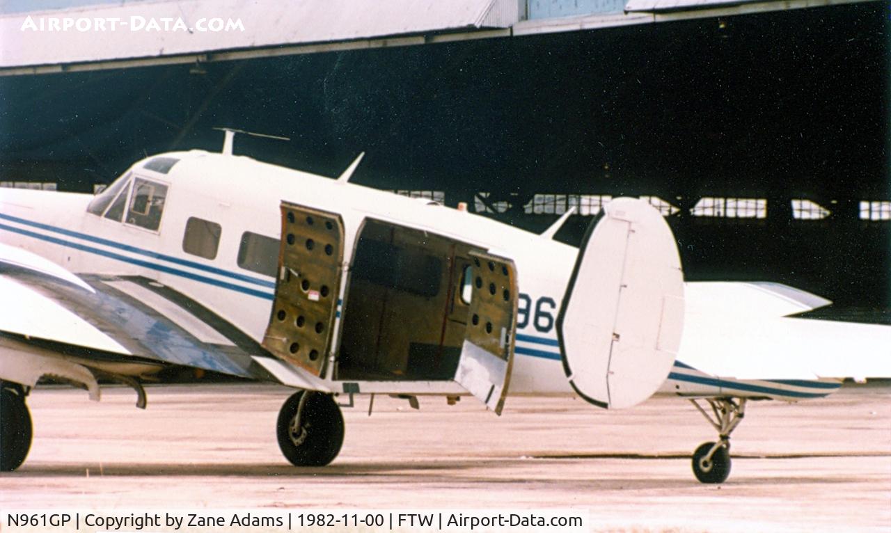 N961GP, 1961 Beech-Hamilton G18S Westwind III C/N BA-559, SMB Stage Lines turbine Beech 18 at Meacham Field