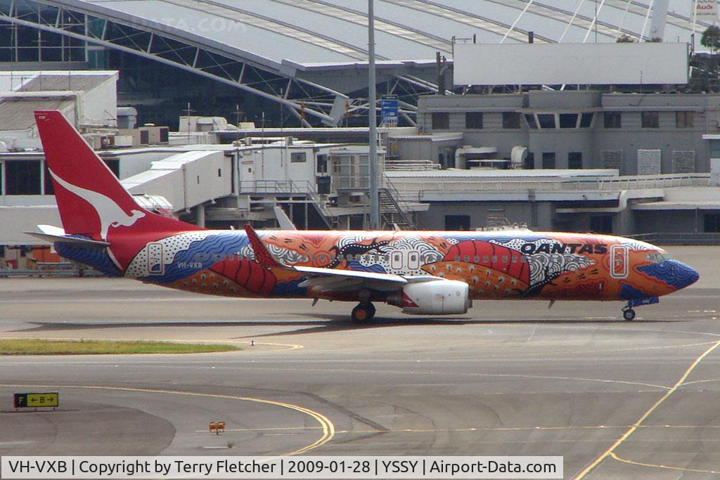 VH-VXB, 2001 Boeing 737-838 C/N 30101, Qantas 'Dreaming' B737 at Sydney