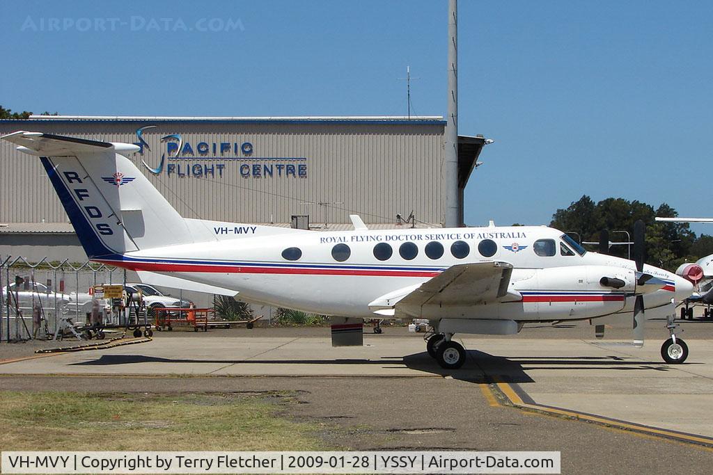 VH-MVY, 1989 Beech B200 King Air C/N BB-1324, Flying Doctor Services Beech 200 at Sydney
