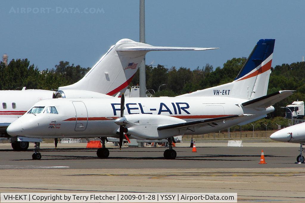 VH-EKT, 1987 Saab 340A C/N 340A-085, Pelair SF340 at Sydney
