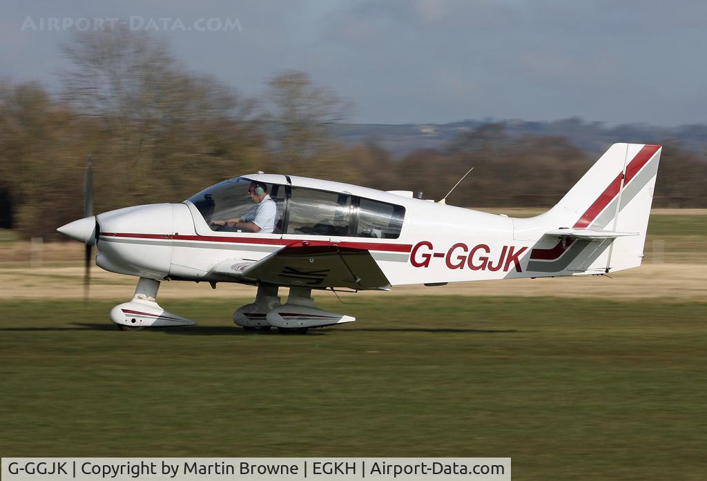 G-GGJK, 1988 Robin DR-400-140B Major C/N 1805, ROBIN DR400