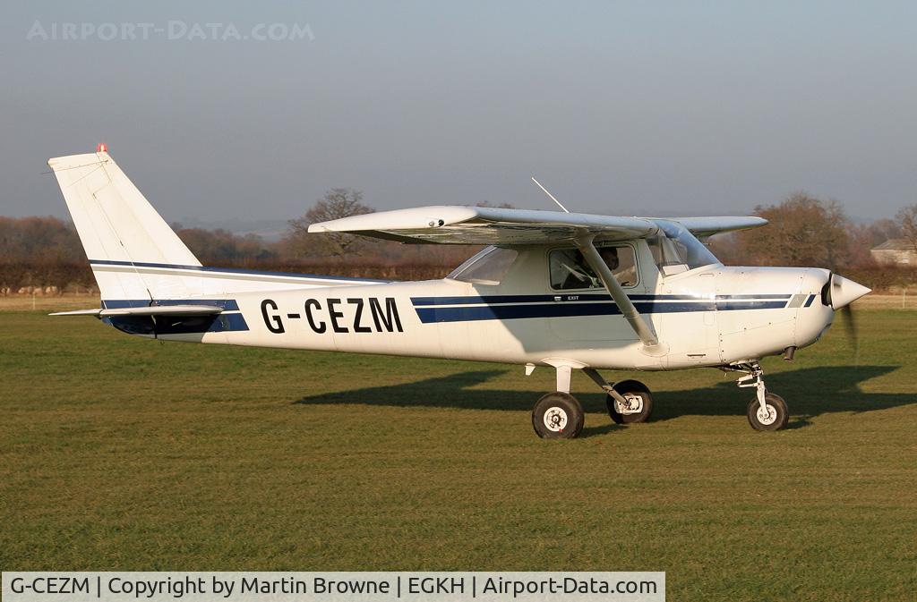 G-CEZM, 1981 Cessna 152 C/N 15285179, CESSNA 152