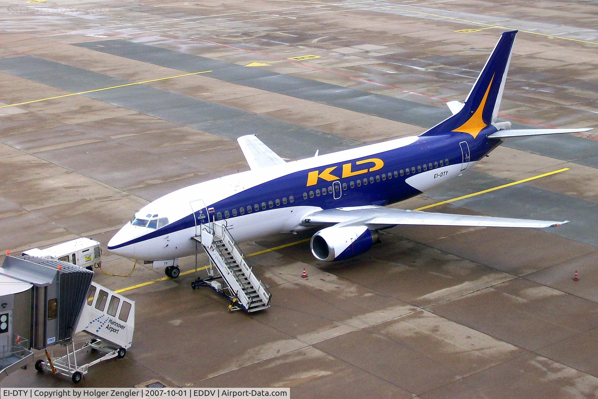EI-DTY, 2005 Boeing 737-3M8 C/N 25017, A Russian registered in Ireland