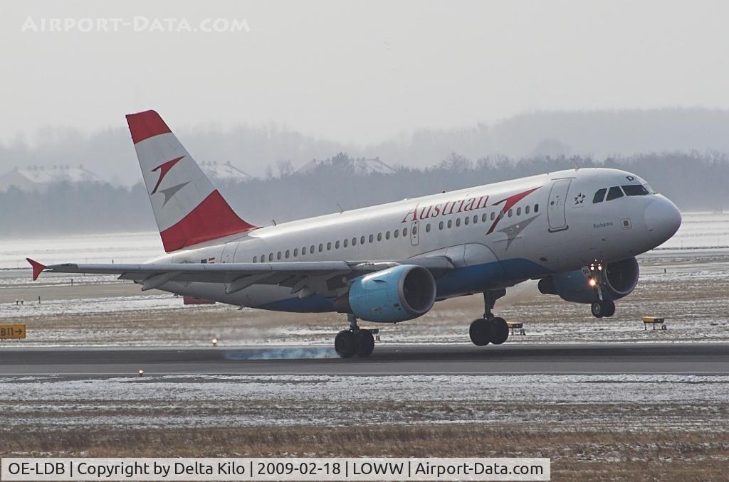 OE-LDB, 2004 Airbus A319-112 C/N 2174, AUSTRIAN ARROWS