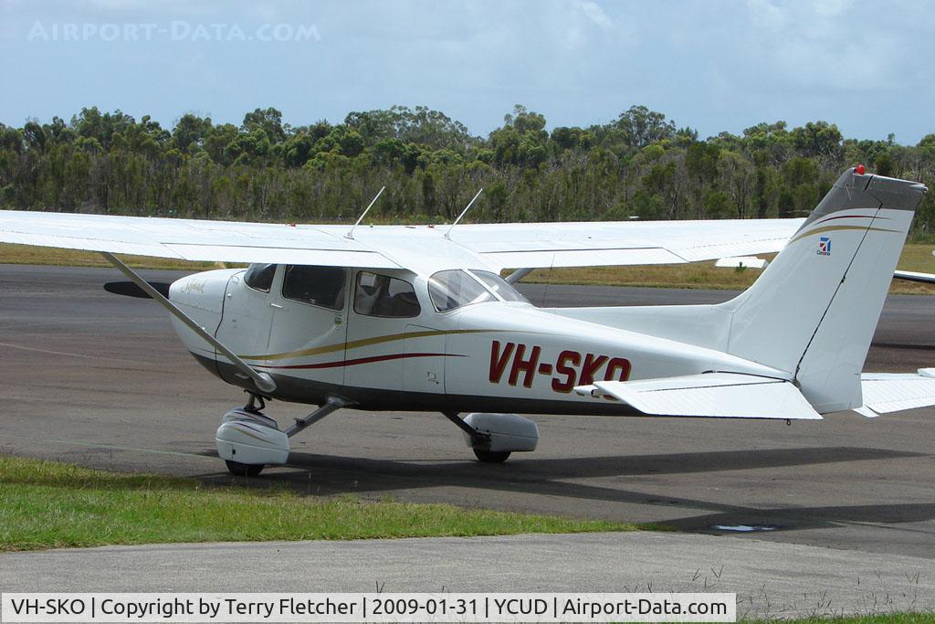 VH-SKO, 1977 Cessna 172N C/N 17268220, Cessna 172N at Caloundra