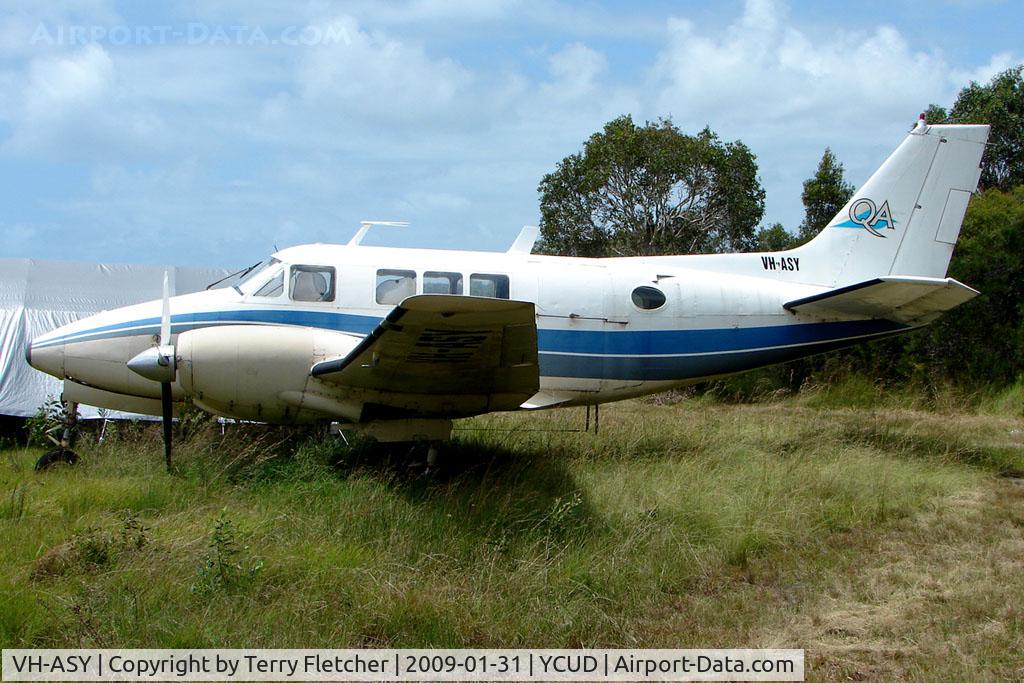 VH-ASY, 1967 Beech A65-8200/A1 Queen Air C/N LC-273, This Beech A65-8200 looked WFU at Caloundra