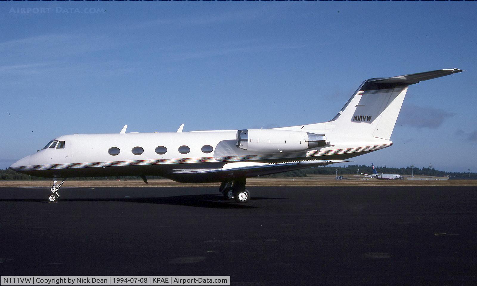 N111VW, 1974 Grumman G1159 Gulfstream II C/N 153, KPAE
