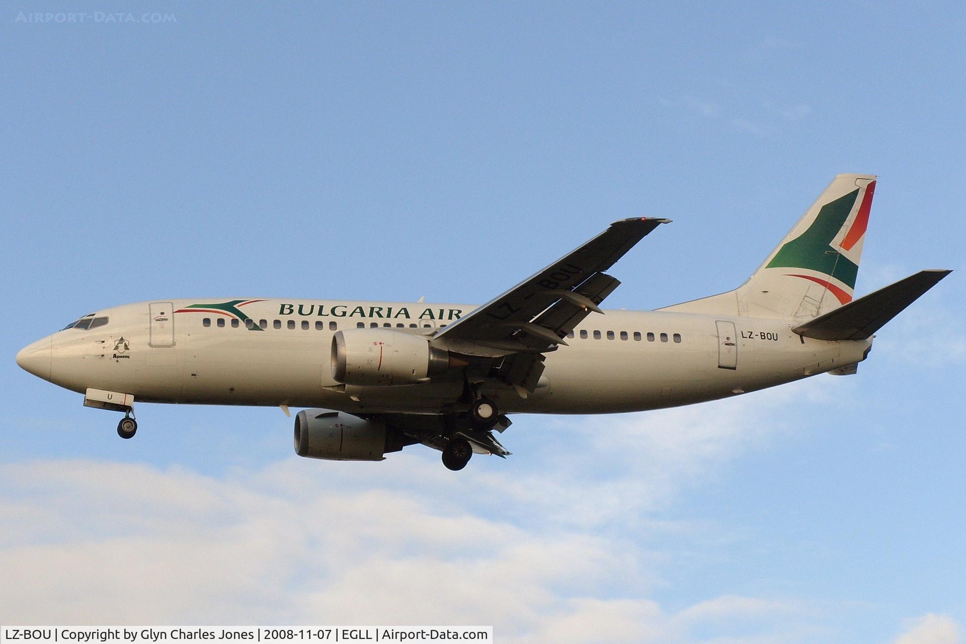 LZ-BOU, 1987 Boeing 737-3L9 C/N 23717/1365, On finals to runway 27L operating flight FB851 from Sofia. Bulgaria Air started scheduled services to London-Heathrow on October 26, 2008. Previously N231DN, D-AGEH, G-EURR and OY-MMM.