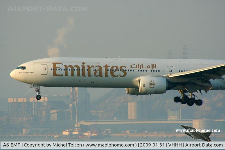 A6-EMP, 2001 Boeing 777-31H C/N 29395, Emirates