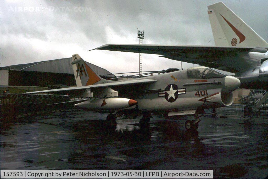 157593, LTV A-7E Corsair II C/N E-316, Corsair II coded AA/401 of VA-81 aboard USS Forestall displayed at the 1973 Paris Air Show at Le Bourget.
