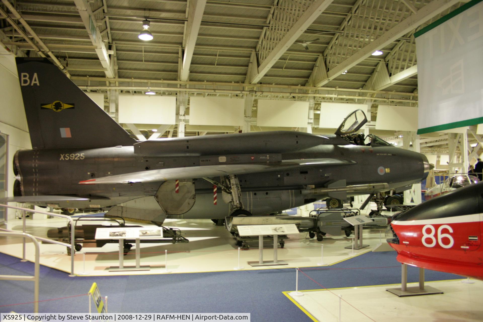 XS925, 1967 English Electric Lightning F.6 C/N 95258, Taken at the RAF Museum, Hendon. December 2008